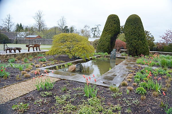 formal-rectangular-pond-design-oxfordshire-uk